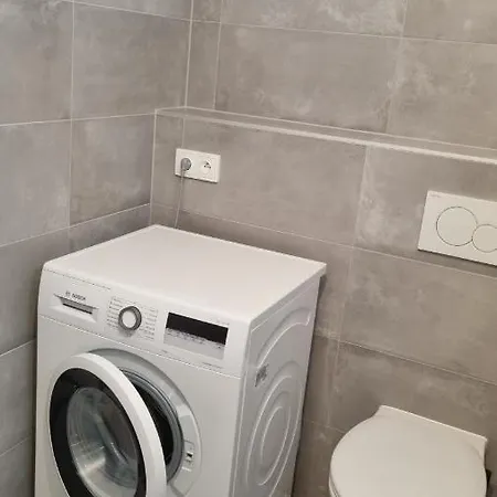 Lovely 1 Bedroom Apt In Middle Of City Centre Lejlighed Blansko